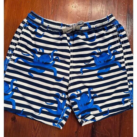 American Apparel vintage super high rise light wash denim shorts size 27